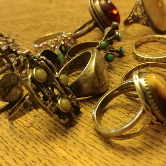 7 Vintage Sterling Rings Sold as a Lot - Picture 5 of 6
